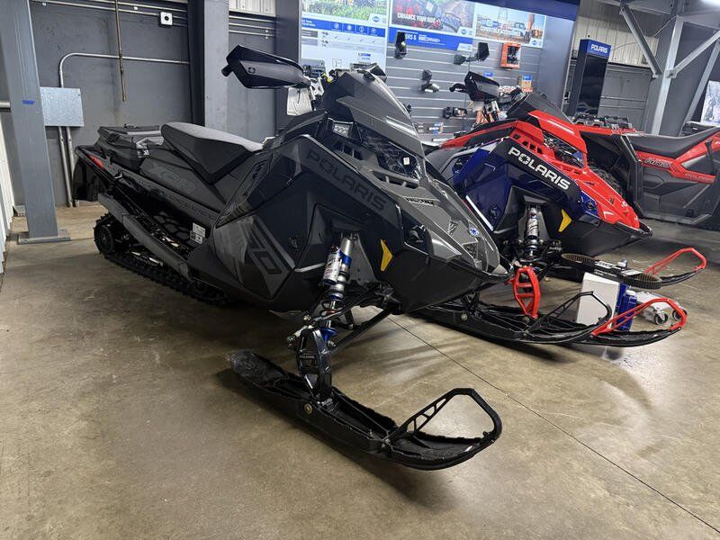 Polaris Indy XCR 850 - Image 8