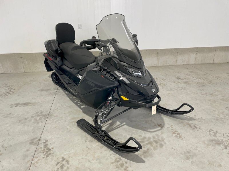 Ski Doo Grand Touring - Image 6