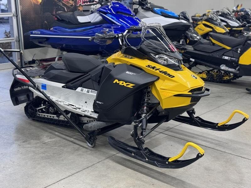 Ski Doo MXZ Neo - Image 2