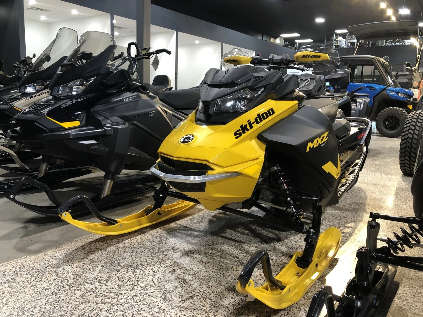 Ski Doo MXZ Neo for Sale - Image 4